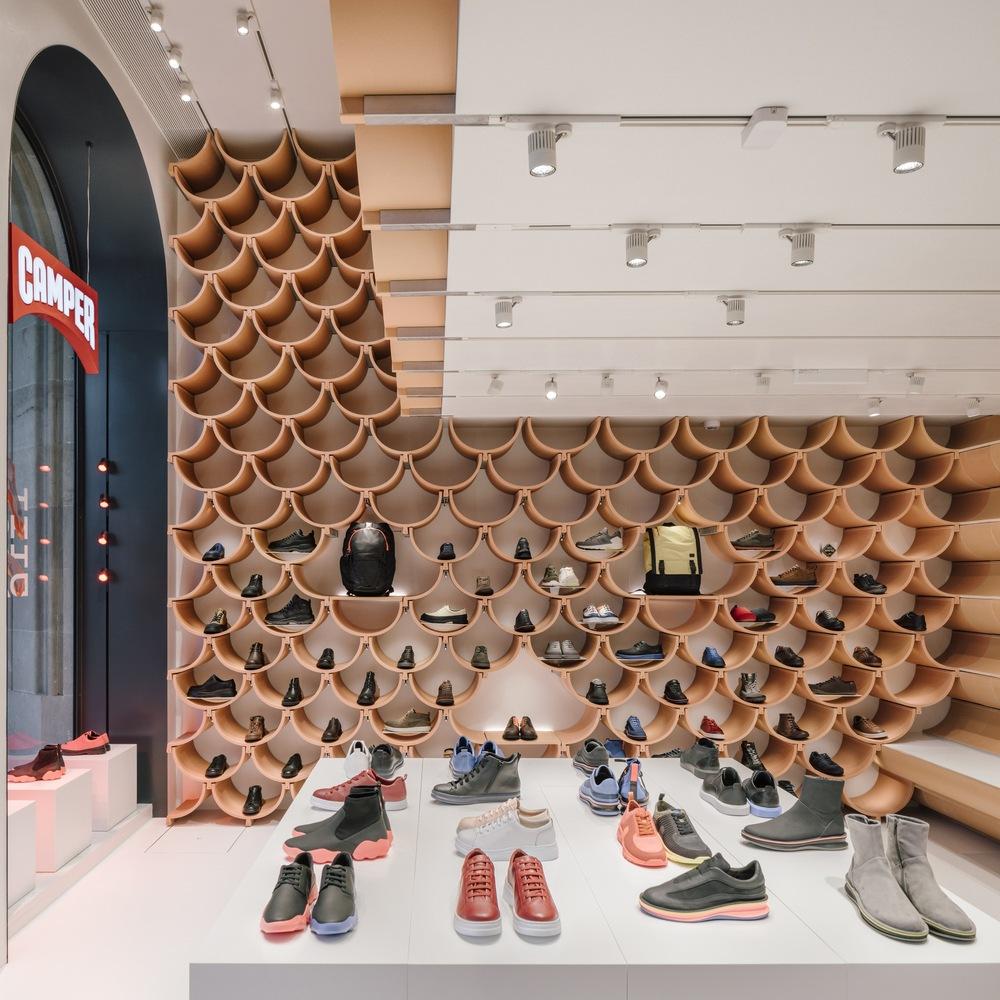 Camper 专卖店 / 隈研吾建筑都市设计事务所 