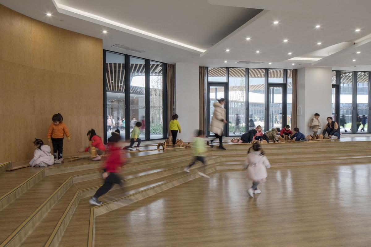 漂浮的乐园——杭州市海潮幼儿园 / GLA建筑设计