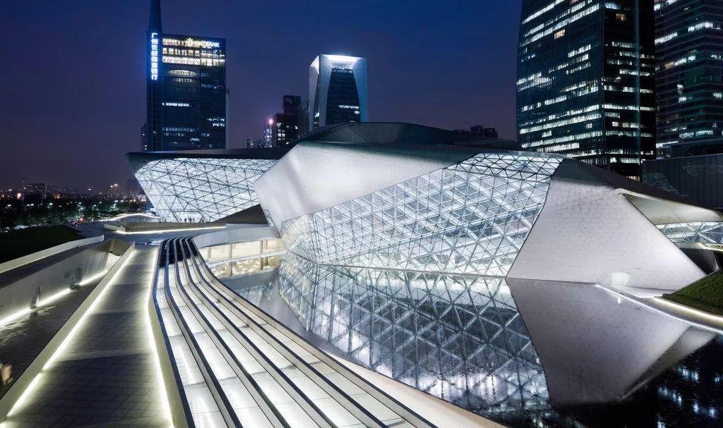 吐槽大会:那些被施工玩坏了的大师作品——广州大剧院