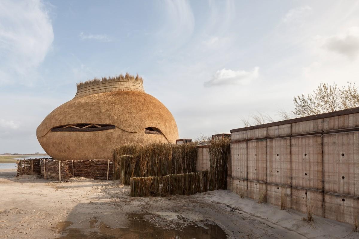 栖息于水畔的水鸟蛋：Tij 观鸟屋 / RO&AD Architecten