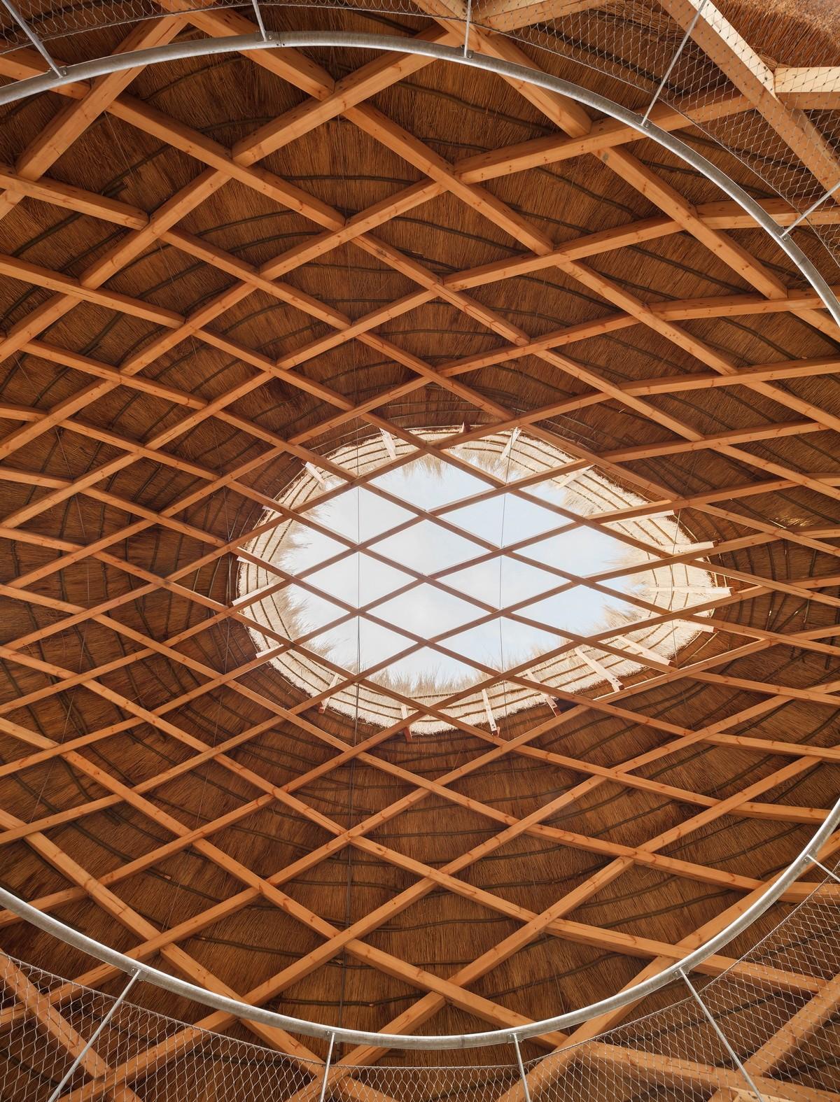 栖息于水畔的水鸟蛋：Tij 观鸟屋 / RO&AD Architecten