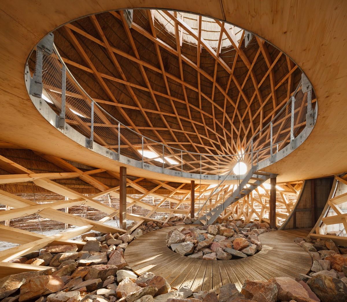 栖息于水畔的水鸟蛋：Tij 观鸟屋 / RO&AD Architecten