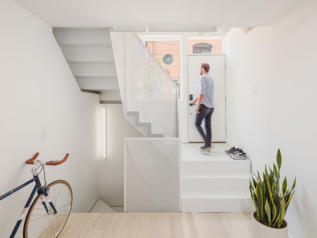 麻雀虽小，五脏俱全：美国迷你塔公寓 / ISA- Interface Studio Architects