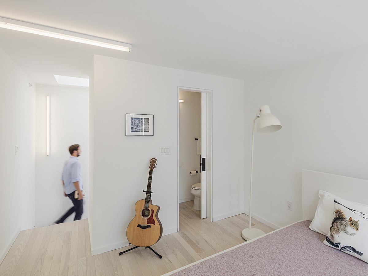 麻雀虽小，五脏俱全：美国迷你塔公寓 / ISA- Interface Studio Architects