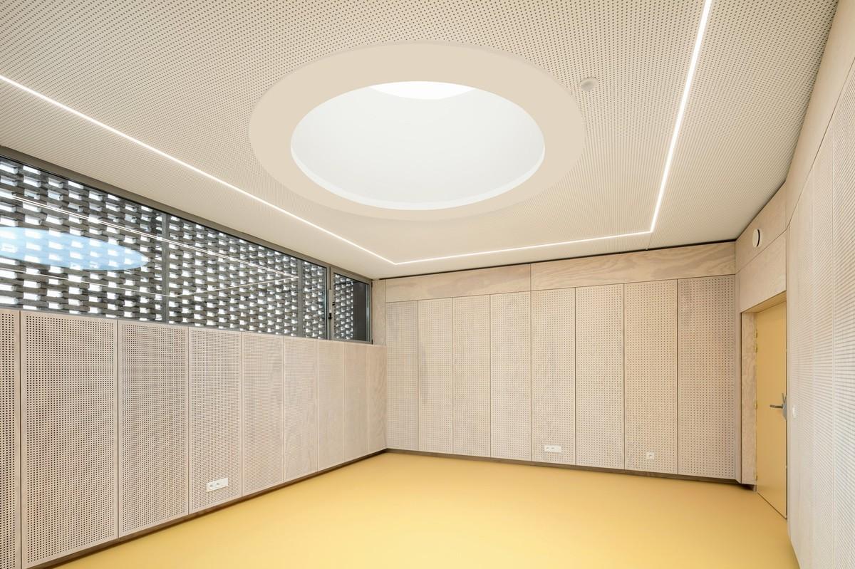 方圆之间的几何律动——Elancourt 音乐学校 / Opus 5 architectes