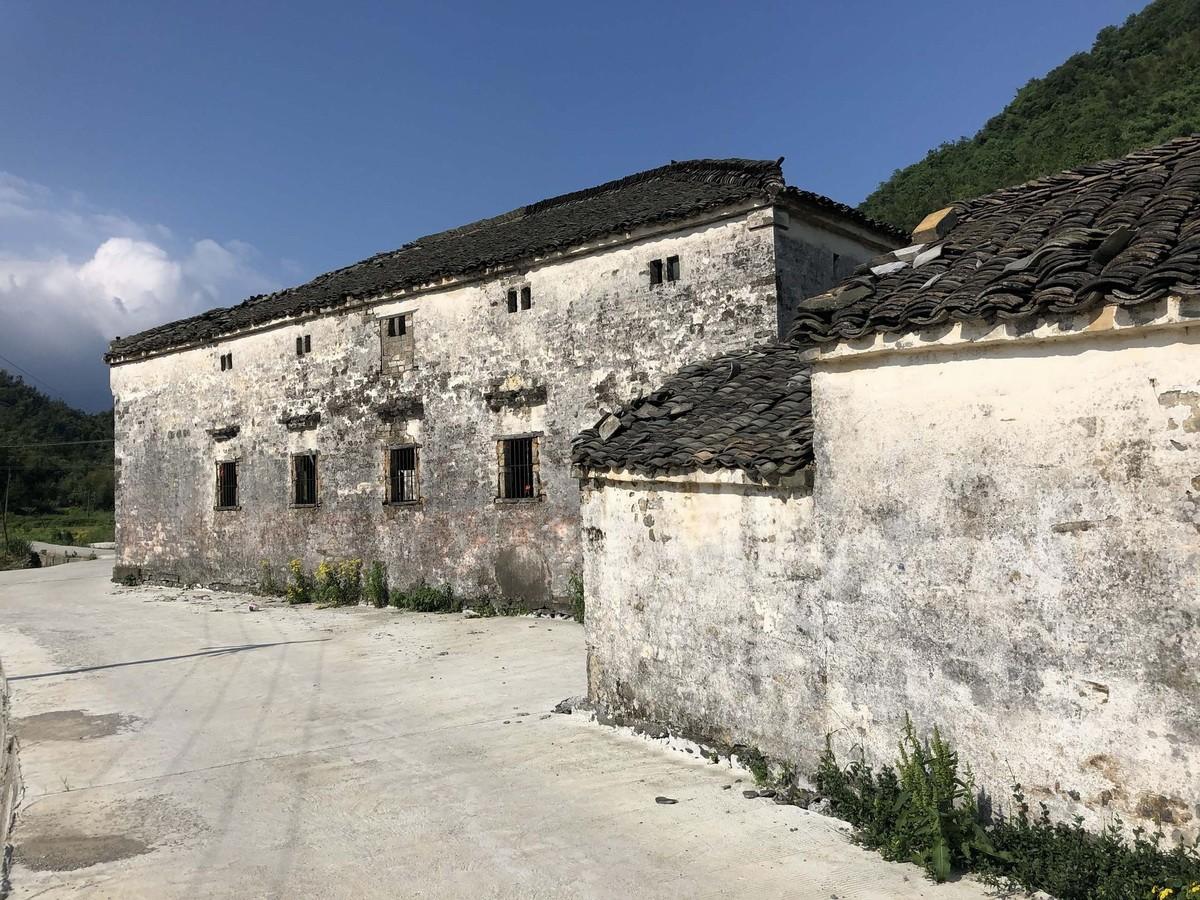 奇峰村史馆 / SUP素朴建筑工作室