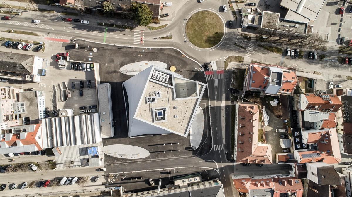风中芭蕾，奥地利州立美术馆 / Marte.Marte Architects