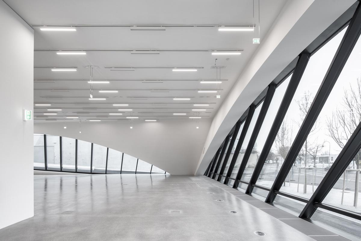风中芭蕾，奥地利州立美术馆 / Marte.Marte Architects