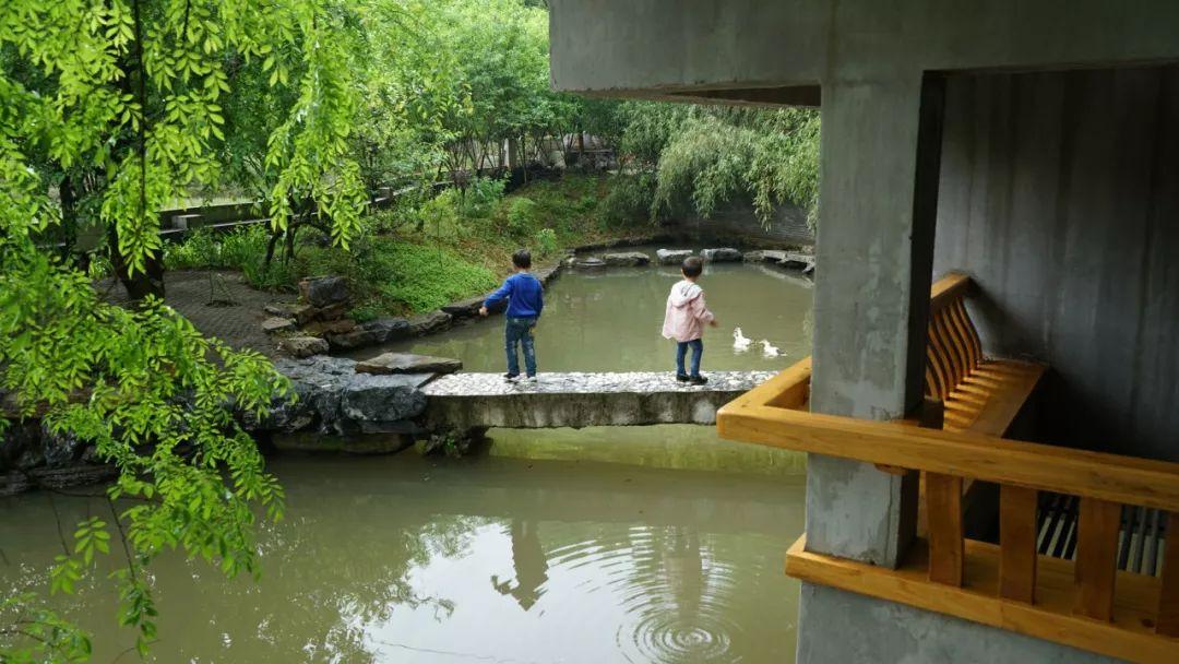 红砖美术馆之后，董豫赣在乡下建了座现代版“古典园林”