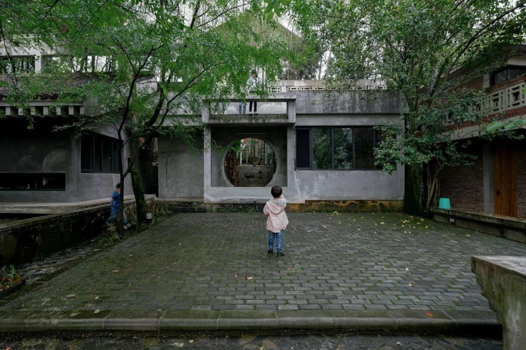红砖美术馆之后，董豫赣在乡下建了座现代版“古典园林”