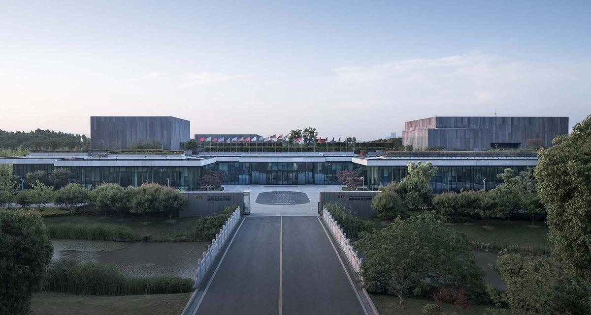 消隐于自然，唐仲英基金会中国中心 / 浙江大学建筑设计研究院
