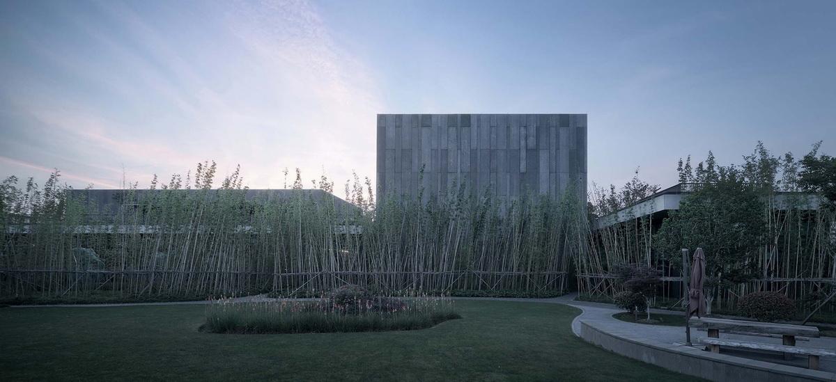 消隐于自然，唐仲英基金会中国中心 / 浙江大学建筑设计研究院