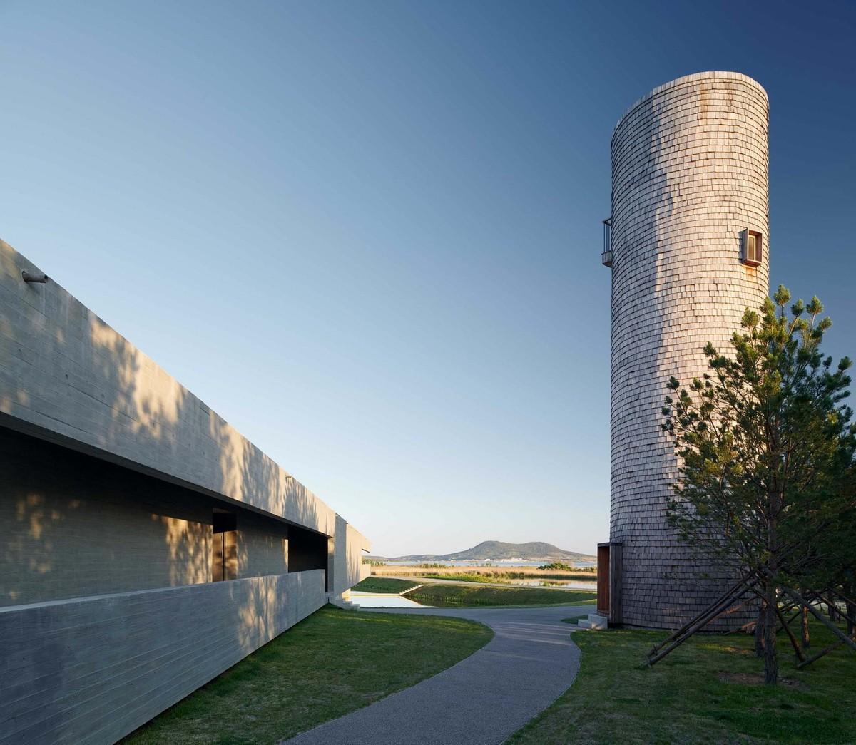 天鹅湖湿地公园景观廊及观鸟塔 / 迹·建筑事务所