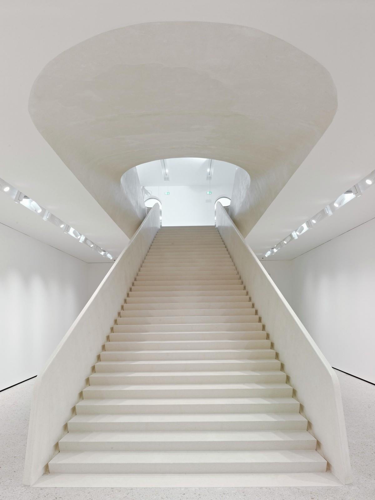 绿草如茵，星星点点——施塔德尔博物馆扩建工程 / Schneider + Schumacher