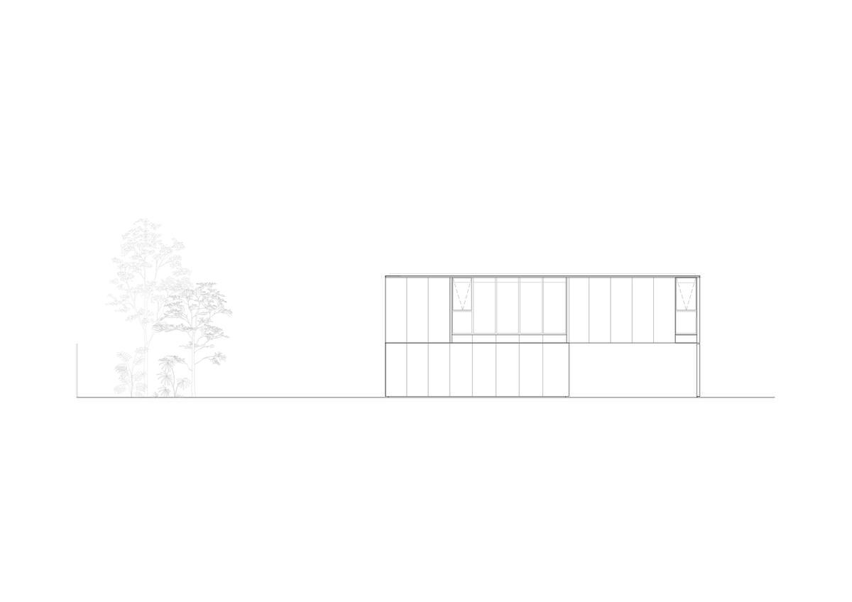 MC_-_vista_lateral_izquierda.jpg