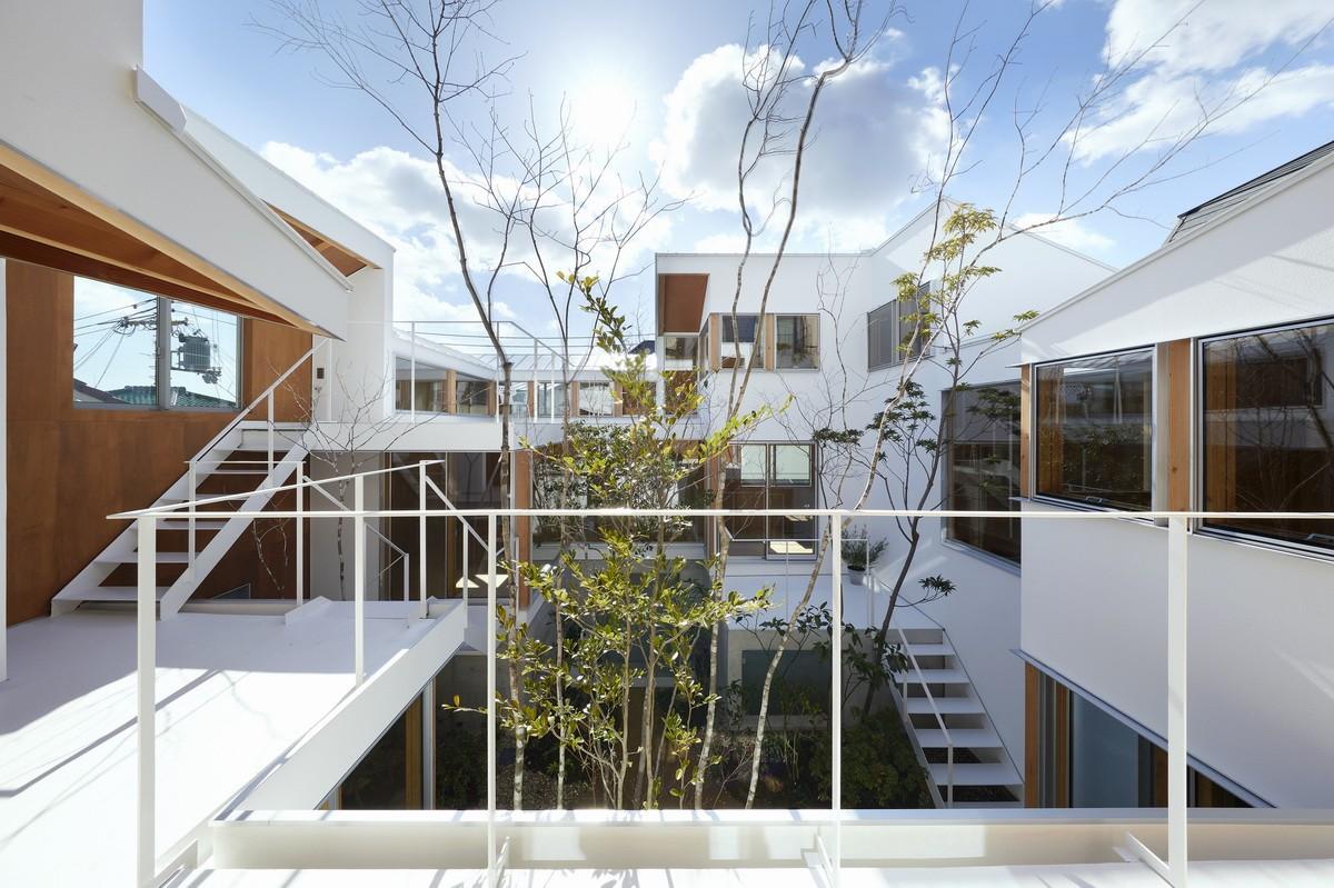 城市中的山谷花园住宅 / 畑友洋建筑设计事务所