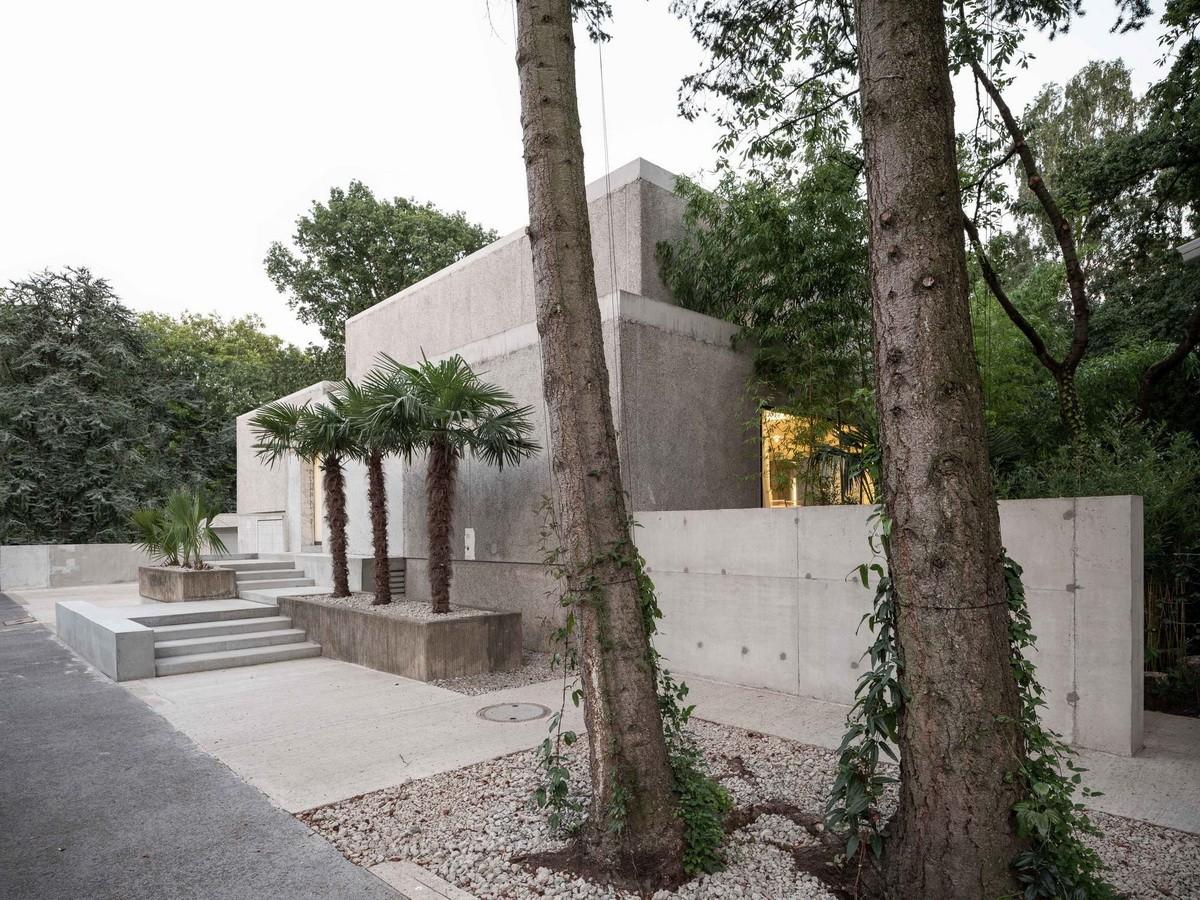 古老而粗野之美：莫甘娜住宅，德国 / J.Mayer H