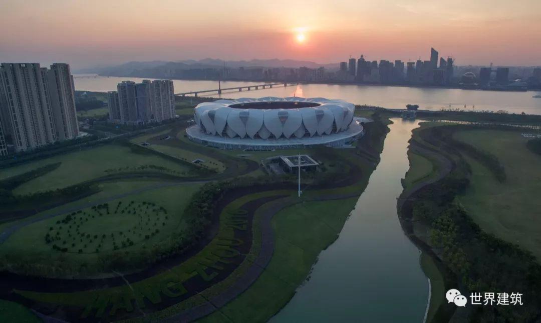 马云退休演讲的8万人会场长什么样？