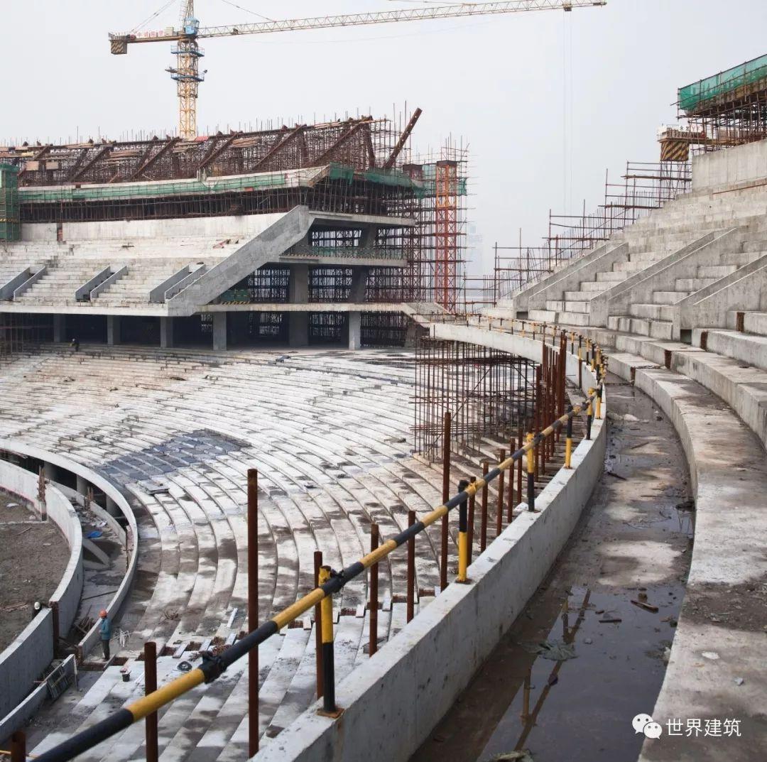 马云退休演讲的8万人会场长什么样？