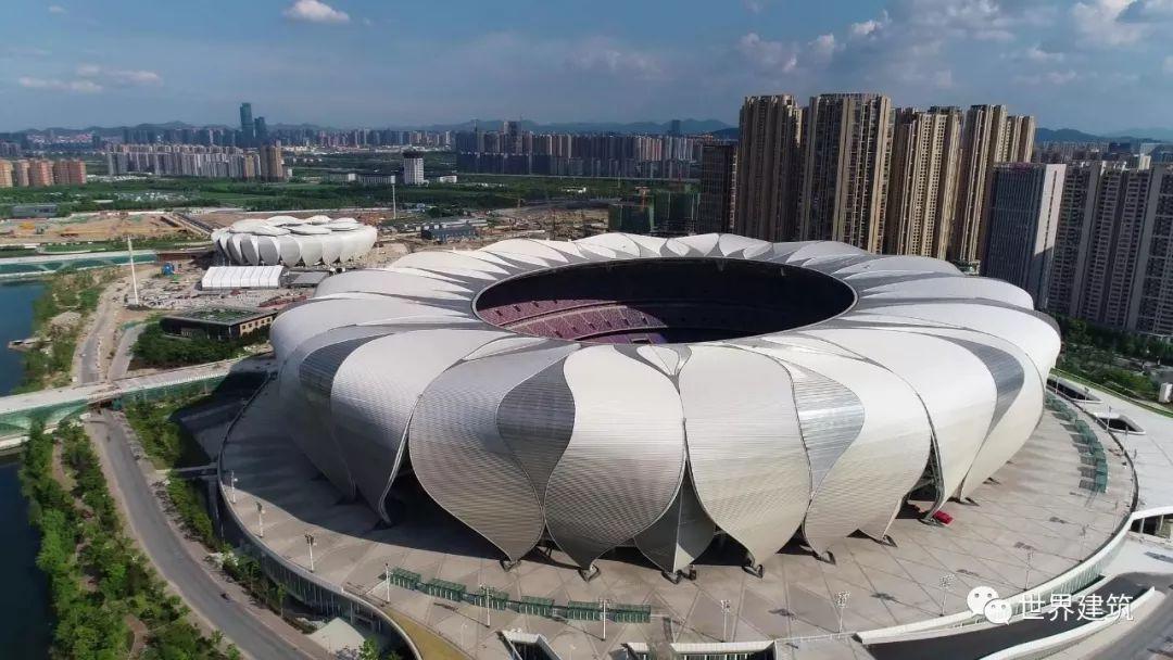 马云退休演讲的8万人会场长什么样？