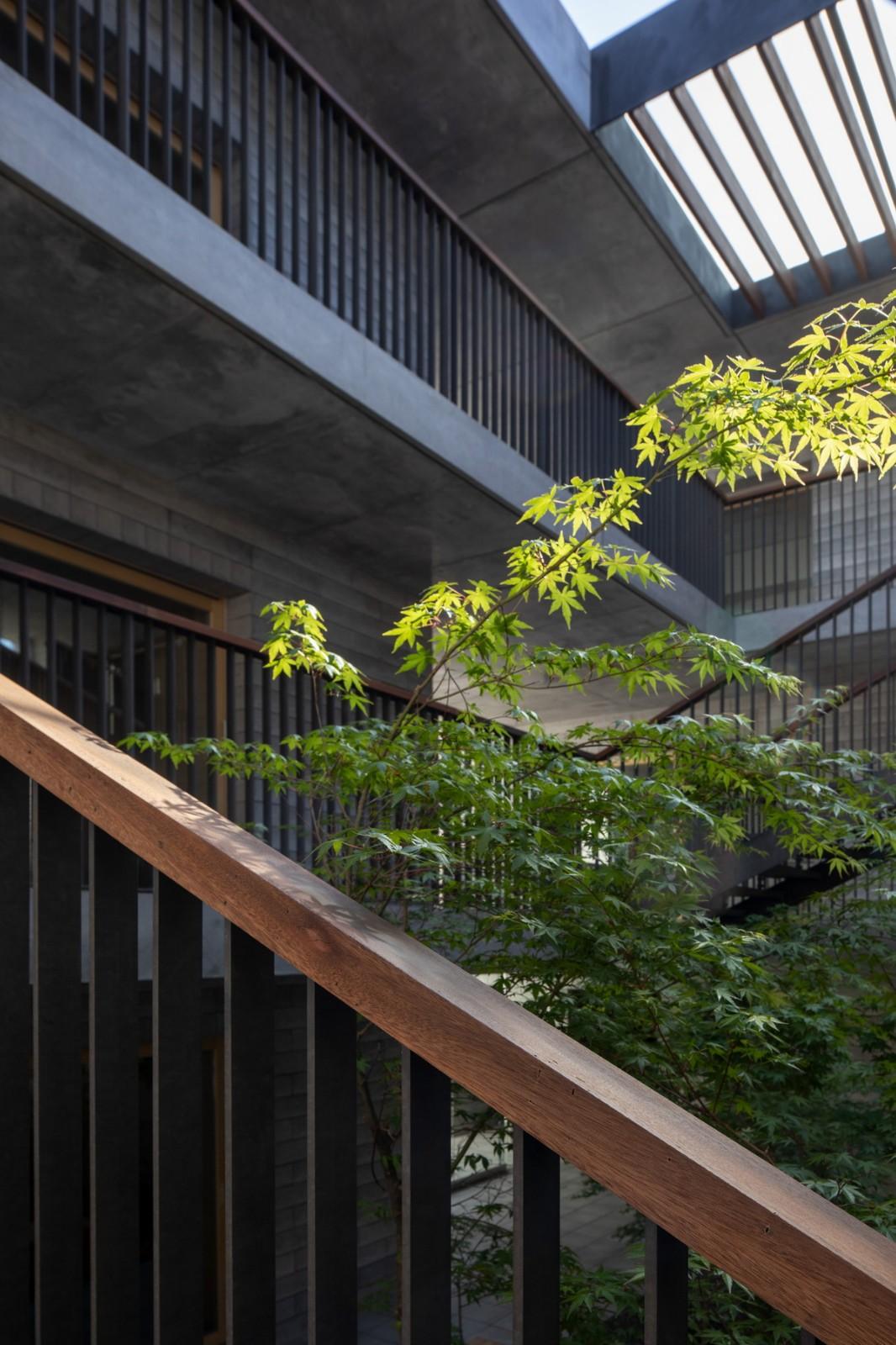 庭院深深，清幽简素之家：朝日集团员工宿舍 KAEDE / Takenaka Corporation