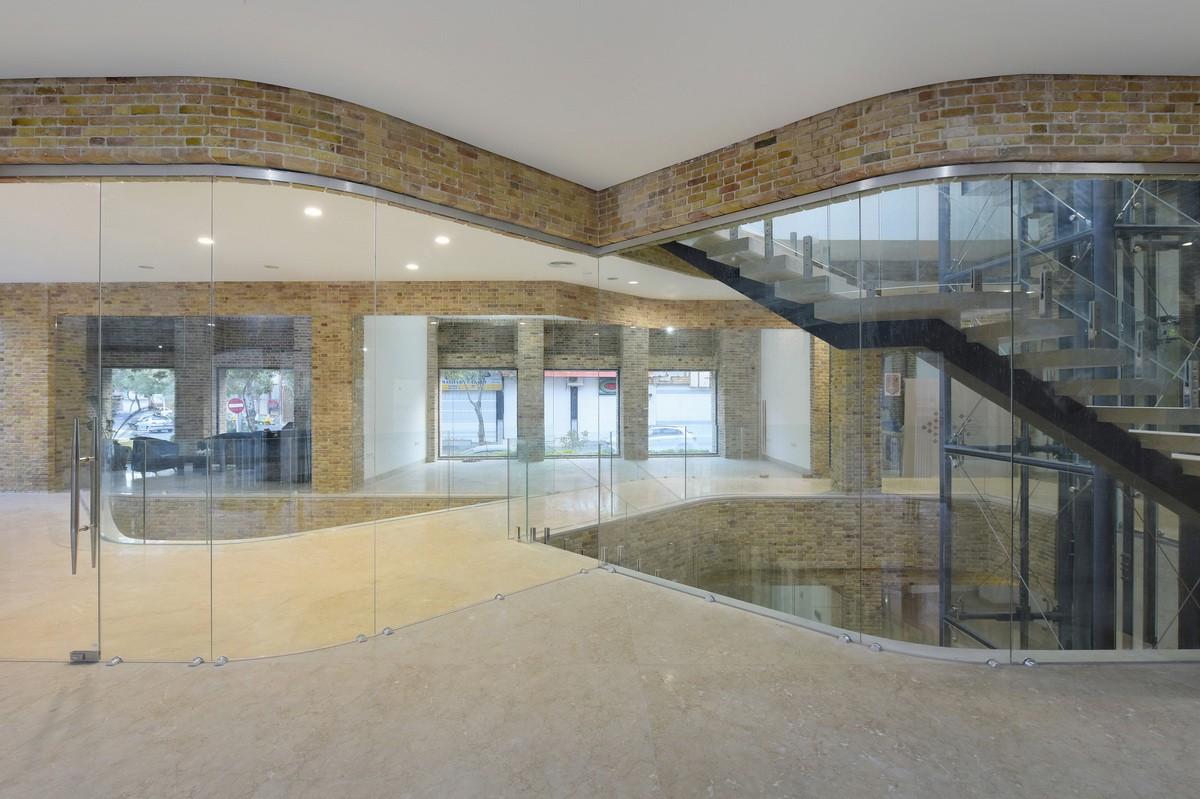 在社会纷争中保留文明的最后尊严：Cheshm-o-Cheragh集市 / ABAR Office