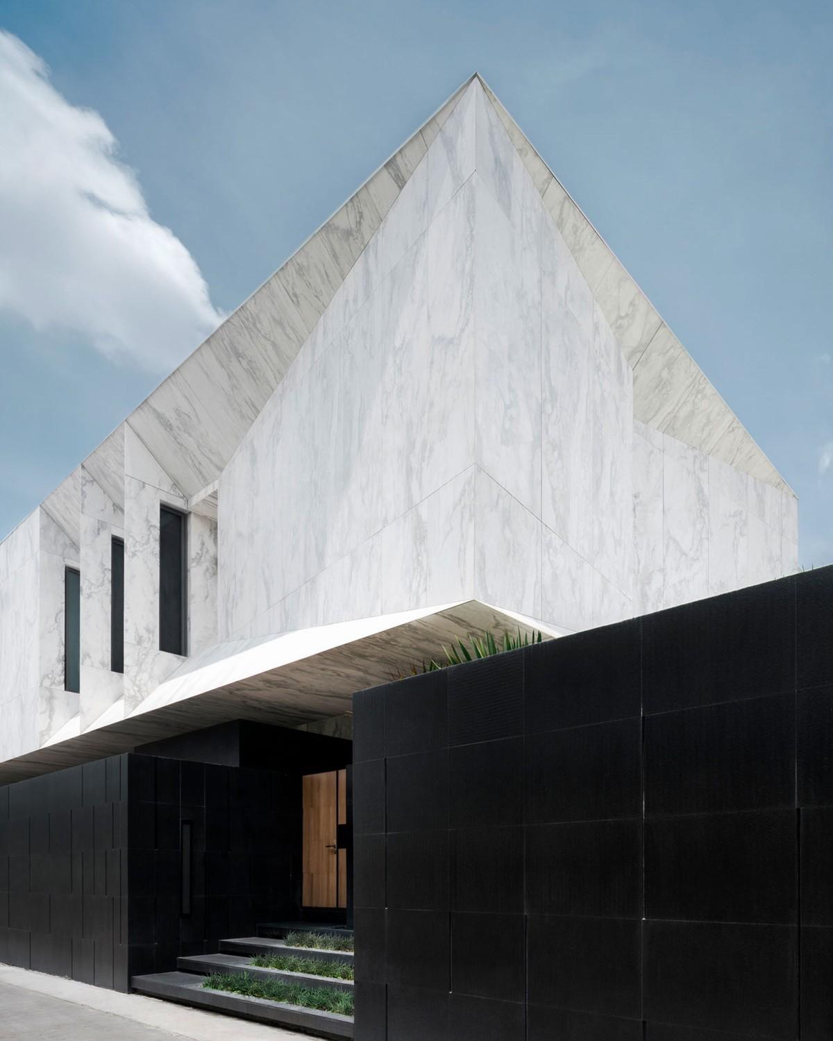 轻盈悬浮的大理石之家 / Openbox Architects