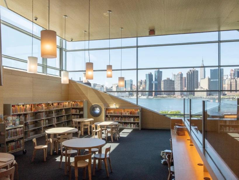 steven-holl-hunters-point-library-queens-new-york-designboom-04.webp.jpg