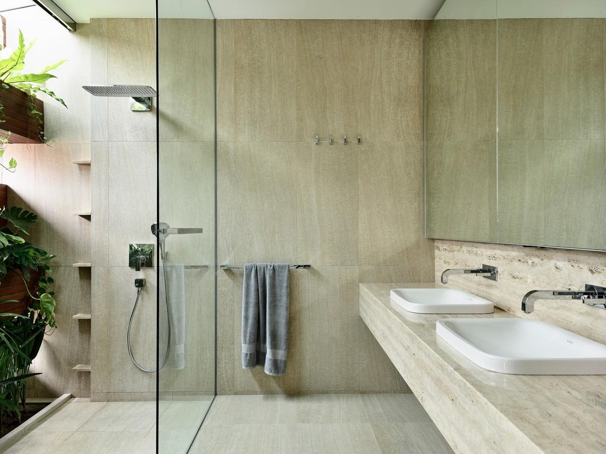 混凝土日光住宅，展现梁柱结构之美 / HYLA Architects