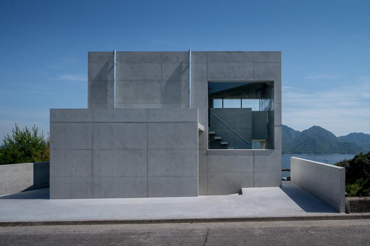 素朴谦逊，眺望濑户内海：日本Ajina住宅 / Kazunori Fujimoto Architect & Associates