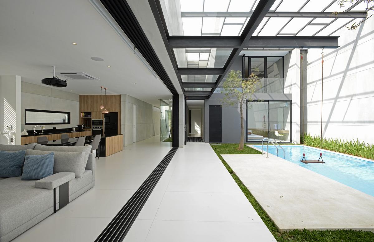 JJ 住宅 / Ivan Priatman Architecture