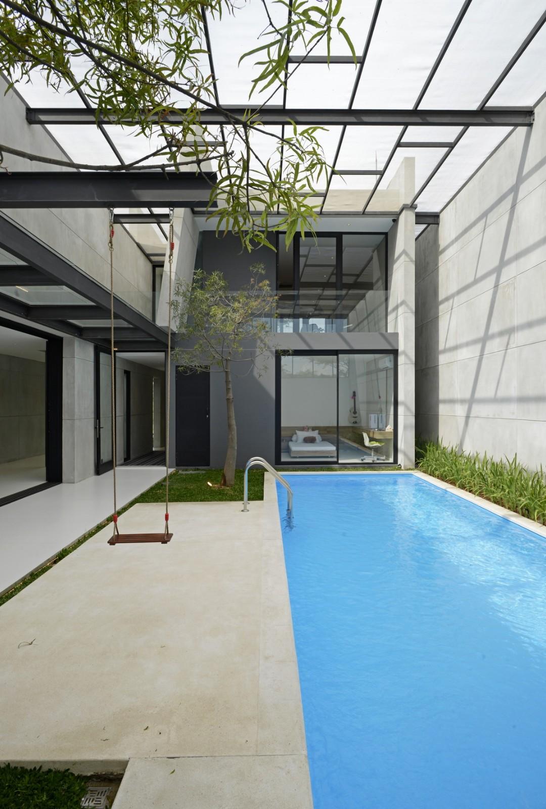 JJ 住宅 / Ivan Priatman Architecture