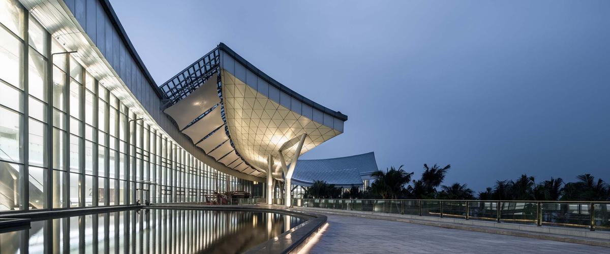 与椰风海韵共从容：中国（海南）南海博物馆 / 华南理工大学建筑设计研究院