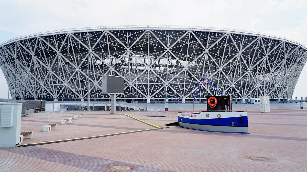 坐落于伏尔加河畔的璀璨钻石——俄罗斯足球体育馆 Volgograd / PI ARENA