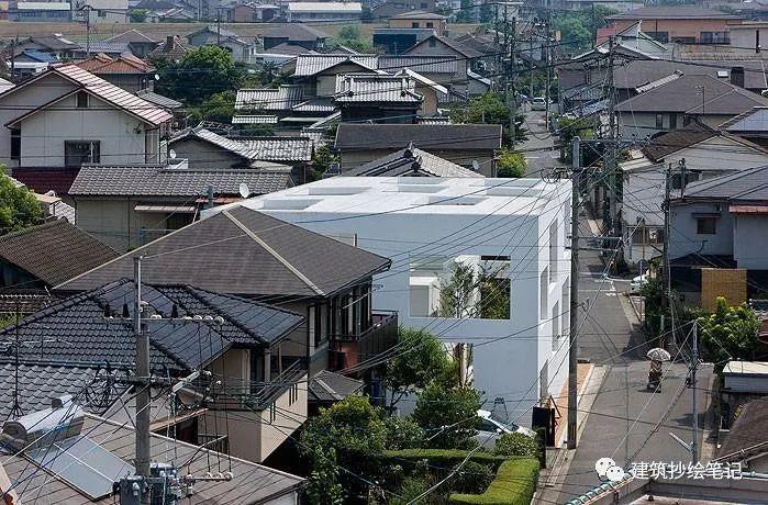 我发现，嵌套空间存在暧昧关系