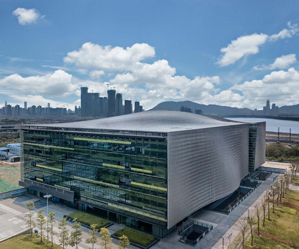 深圳宝安文化综合体 / 严迅奇建筑师事务所