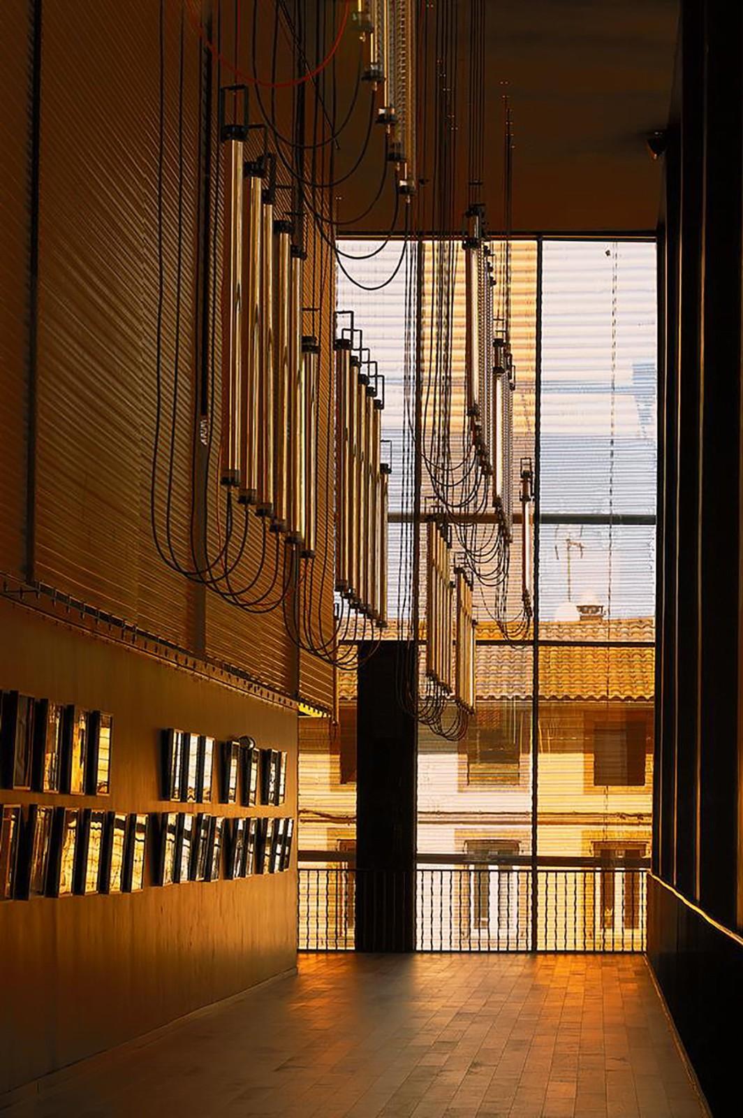 轻遮于空中巨幕之下：阿尔比大剧院 / Dominique Perrault Architecture