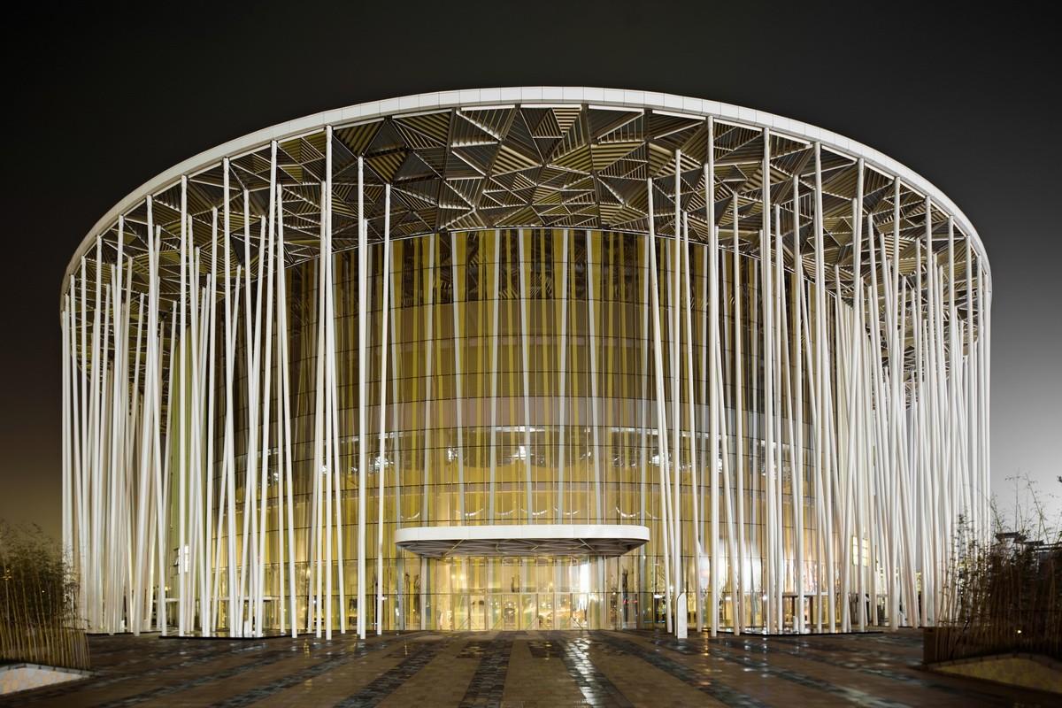 “竹林”漫步：无锡太湖剧院 / SCA | Steven Chilton Architects