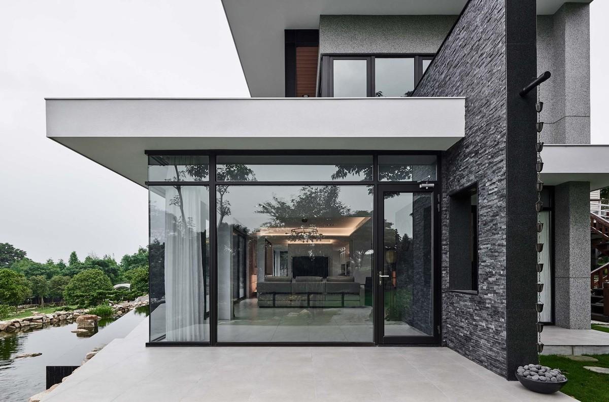 水平延展的“山水”之家 / 原典建筑师事务所