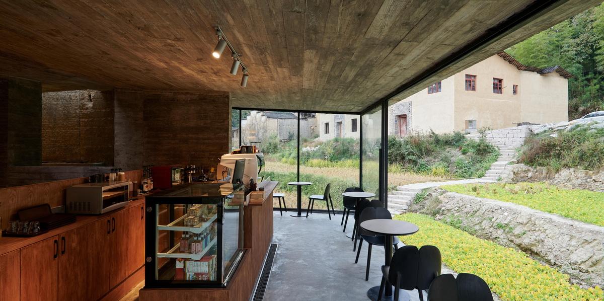 调整大小 27 咖啡厅 .陈颢 Café .CHEN Hao.jpg