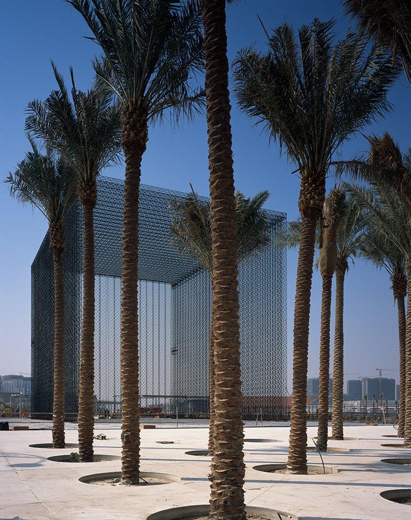 expo-2020-dubai-entry-portals-asif-khan-designboom08.jpg