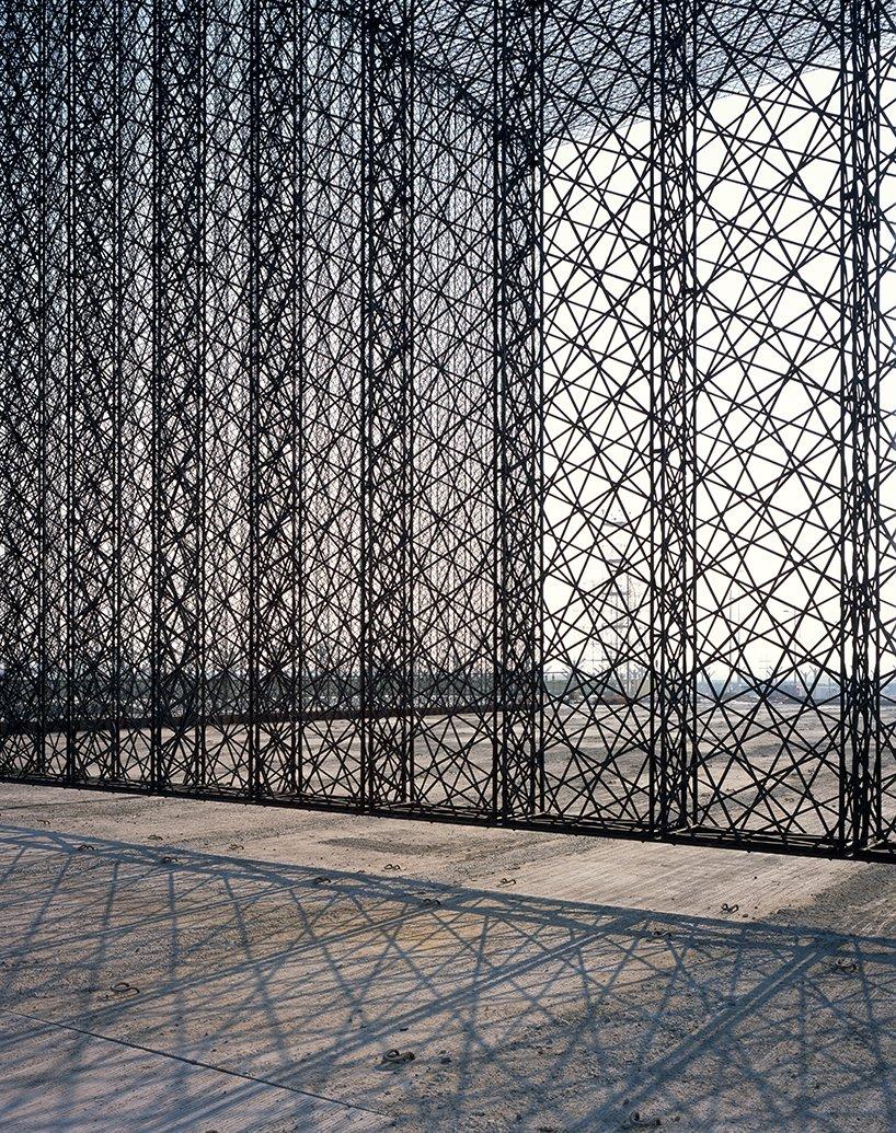 expo-2020-dubai-entry-portals-asif-khan-designboom05.jpg