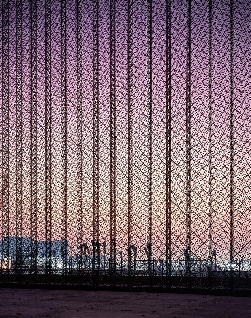 expo-2020-dubai-entry-portals-asif-khan-designboom09.jpg