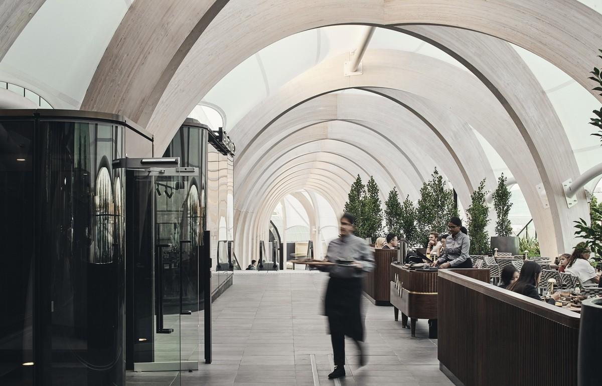 查德斯通拱形新地标：“The Link”步行道 / Make Architects