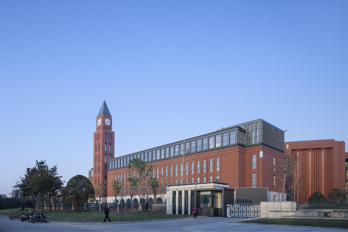 南京外国语学校方山校区 / GLA建筑设计
