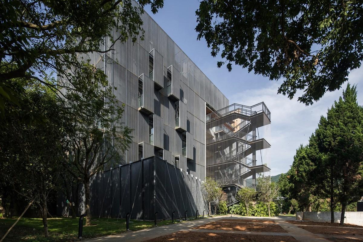 漫步空间的营造——深圳明德学院 / 源计划建筑师事务所