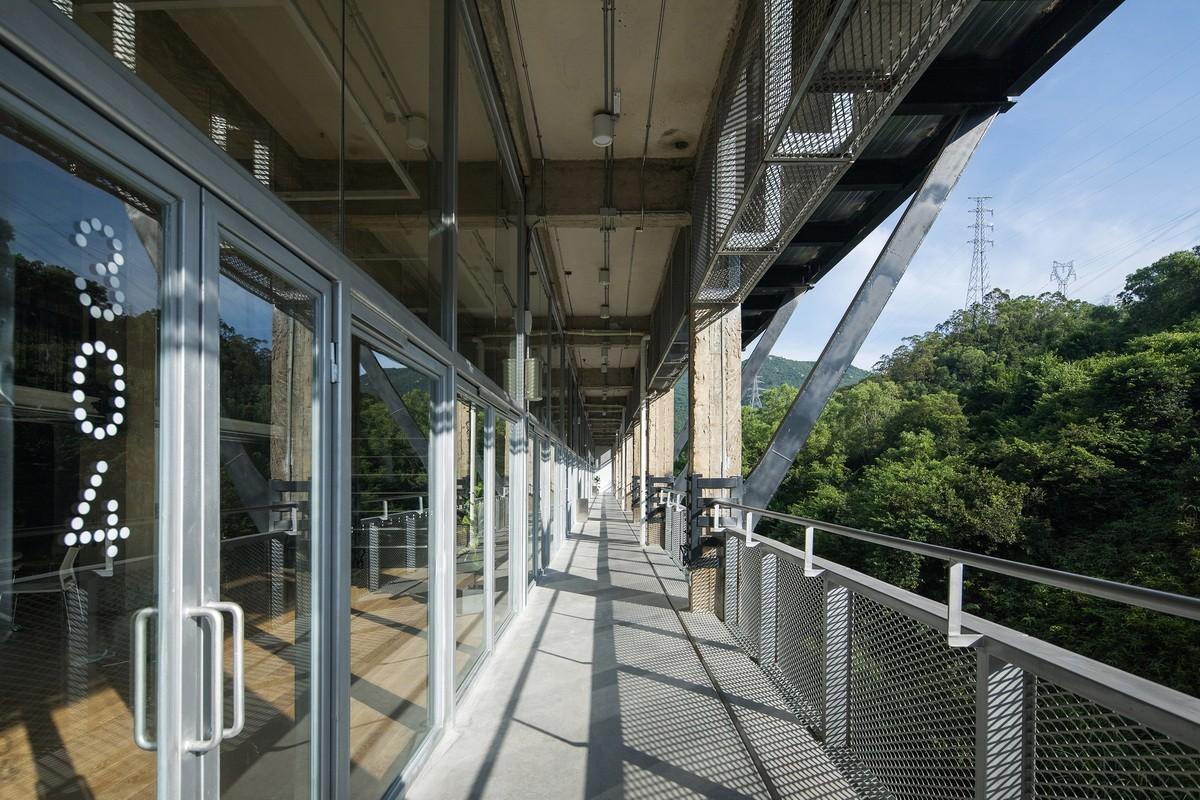 漫步空间的营造——深圳明德学院 / 源计划建筑师事务所