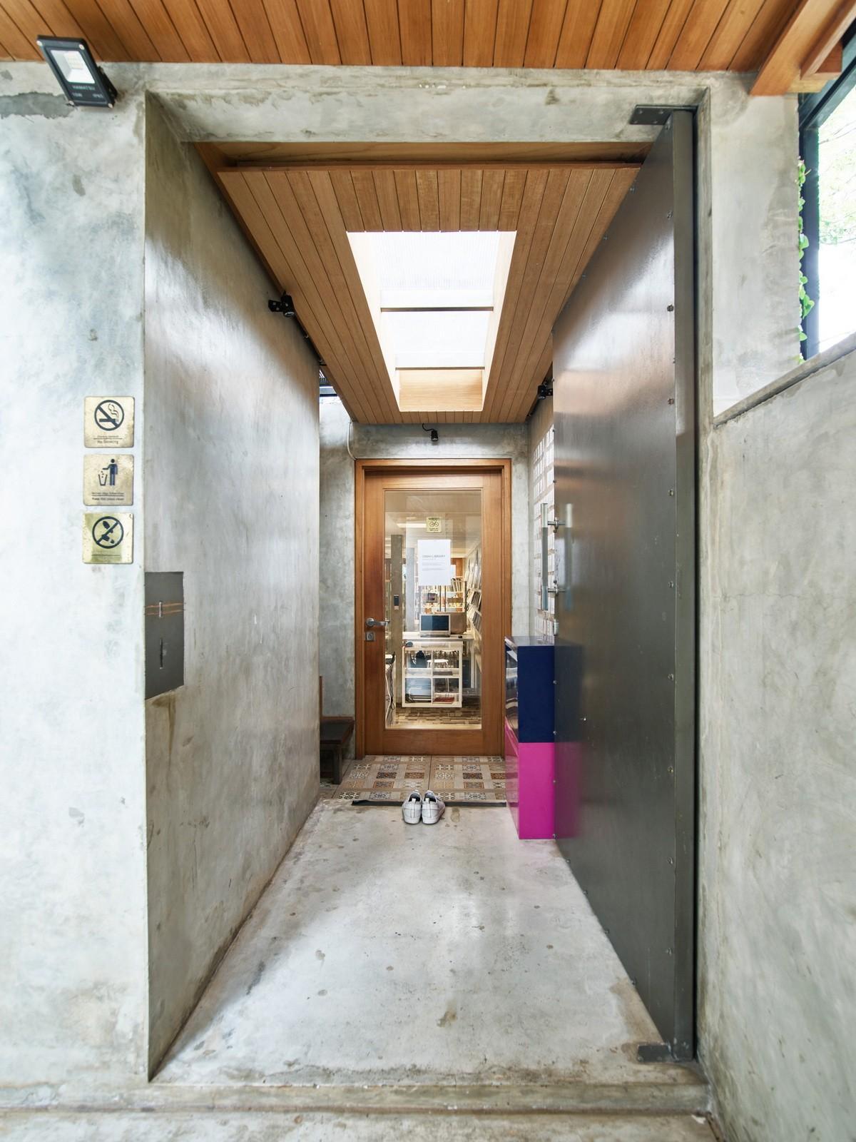 老旧墙檐，爬满了绿——Guha创意园区 / RAW Architecture