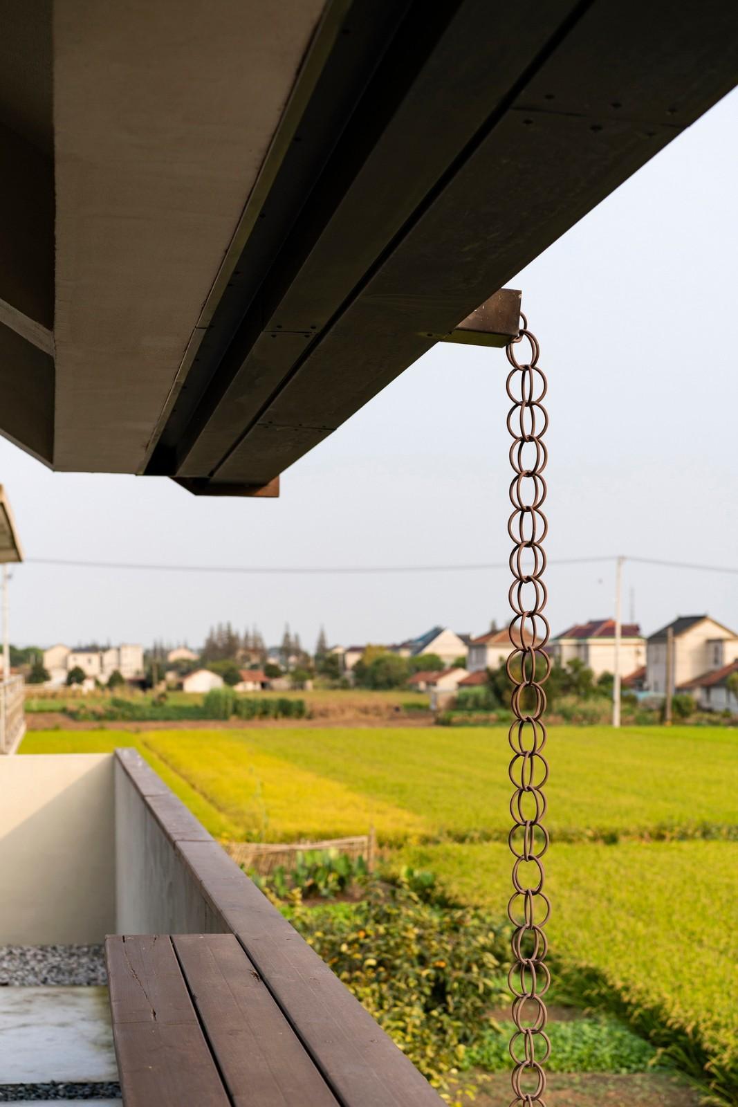 “非典型性”乡建：面向田野的住宅 / 空格建筑