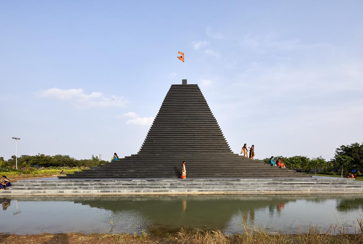 印度石阶寺庙